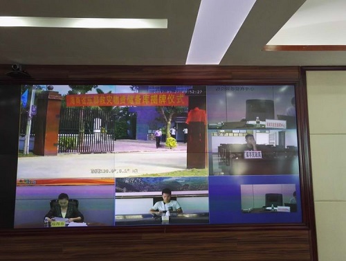 海南省民政厅对救灾应急指挥车进行测试